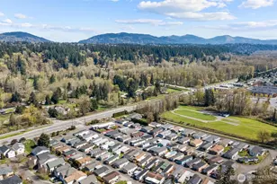 15266 Maple Dr, Renton, WA 98058 - Photo 30