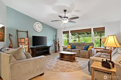 171 E Rauschert Road, Grapeview, WA 98546 - Photo 8