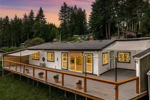 81 E Sea Breeze Dr, Grapeview, WA 98546 - Photo 2