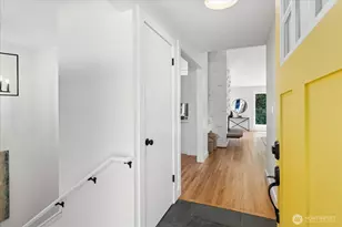103 N 178th St, Shoreline, WA 98133 - Photo 2