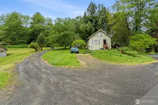 1941 Gerber St, Raymond, WA 98577 - Photo 2