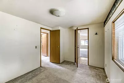17125 Woodcrest Drive NE, Bothell, WA 98011 - Photo 14