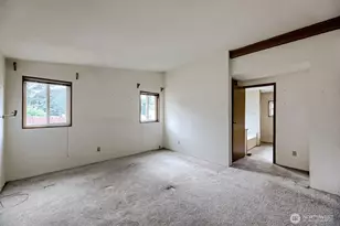17125 Woodcrest Dr NE, Bothell, WA 98011 - Photo 10