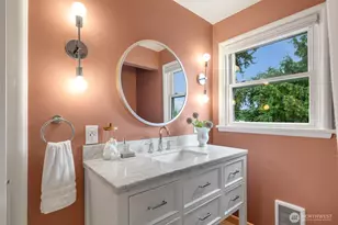 3811 39th Ave S, Seattle, WA 98118 - Photo 20