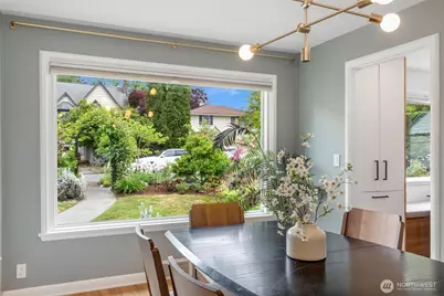 3811 39th Avenue S, Seattle, WA 98118 - Photo 10