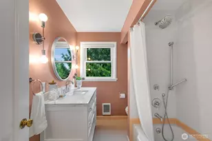 3811 39th Ave S, Seattle, WA 98118 - Photo 18