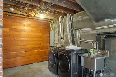3811 39th Avenue S, Seattle, WA 98118 - Photo 28
