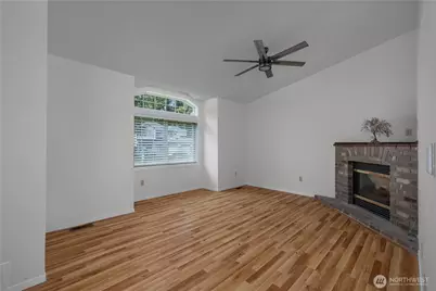 20711 1st Avenue E, Spanaway, WA 98387 - Photo 6