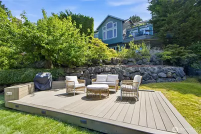 9354 California Drive SW, Seattle, WA 98136 - Photo 28