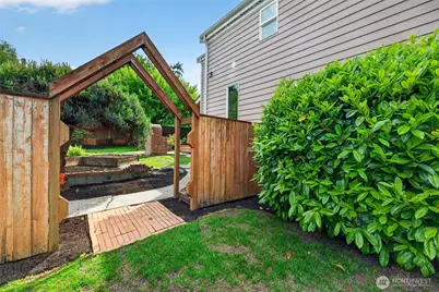 516 Wana Wana Place NE, Tacoma, WA 98422 - Photo 30