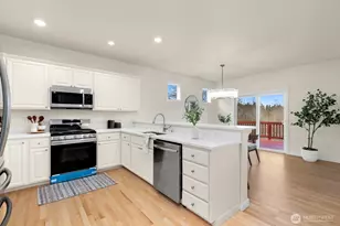 252 245th Pl NE, Sammamish, WA 98074 - Photo 12