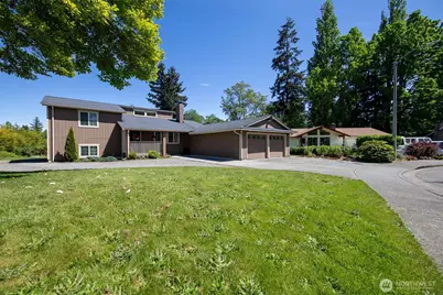 9617 Belmont Drive, Everett, WA 98208 - Photo 2