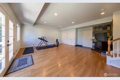 9617 Belmont Drive, Everett, WA 98208 - Photo 8
