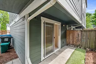 2028 South Main St, Seattle, WA 98144 - Photo 26