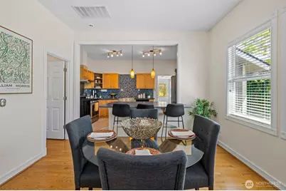 3228 39th Avenue SW, Seattle, WA 98116 - Photo 6