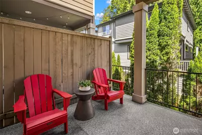 557 SE Andrews Street #D, Issaquah, WA 98027 - Photo 22