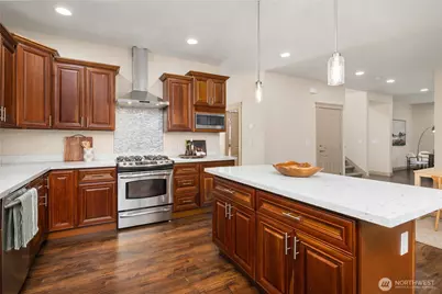557 SE Andrews Street #D, Issaquah, WA 98027 - Photo 20