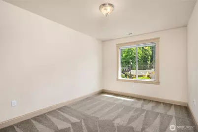 557 SE Andrews Street #D, Issaquah, WA 98027 - Photo 32