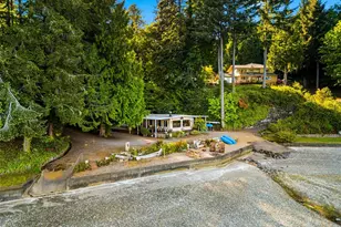4736 Cooper Point Rd NW, Olympia, WA 98502 - Photo 1