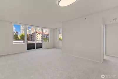2600 2nd Avenue #503, Seattle, WA 98121 - Photo 2