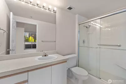 2600 2nd Avenue #503, Seattle, WA 98121 - Photo 20