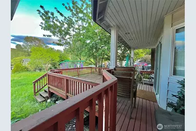14231 53rd Avenue S, Tukwila, WA 98168 - Photo 2
