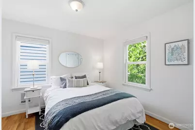 3444 34th Avenue W, Seattle, WA 98199 - Photo 8