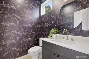 9725 Evanston Ave N, Seattle, WA 98103 - Photo 28