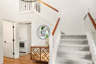 23203 NE 18th Pl, Sammamish, WA 98074 - Photo 2