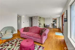 438 Comstock Pl, Seattle, WA 98109 - Photo 8