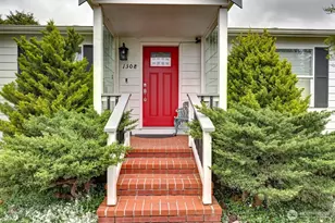 1308 N Washington Ave, Long Beach, WA 98631 - Photo 2