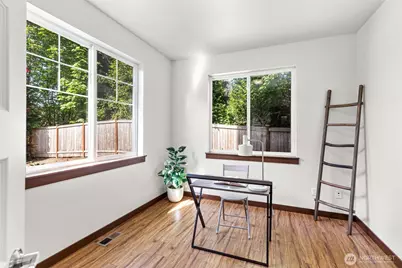 303 202nd Place SE, Bothell, WA 98012 - Photo 4