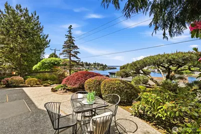 3607 W W Commodore Way, Seattle, WA 98199 - Photo 34