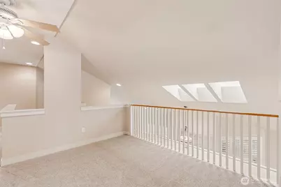 120 Newport Way NW #16, Issaquah, WA 98027 - Photo 26