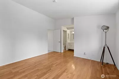 16132 SE 33rd Circle, Bellevue, WA 98008 - Photo 20