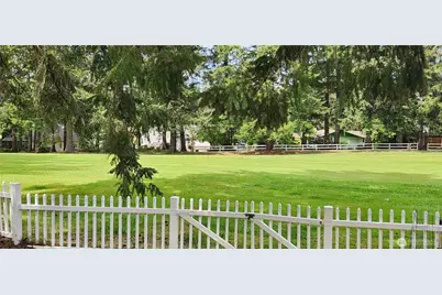 130 E Lakeland Way, Allyn, WA 98524 - Photo 10