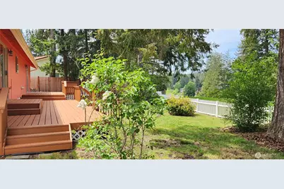 130 E Lakeland Way, Allyn, WA 98524 - Photo 6