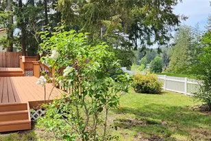 130 E Lakeland Way, Allyn, WA 98524 - Photo 6