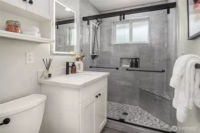 6439 Marshall Avenue SW, Seattle, WA 98136 - Photo 16