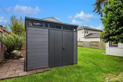 6439 Marshall Avenue SW, Seattle, WA 98136 - Photo 32