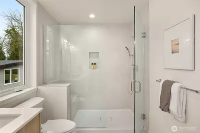 4409 B 21st Avenue SW, Seattle, WA 98106 - Photo 14