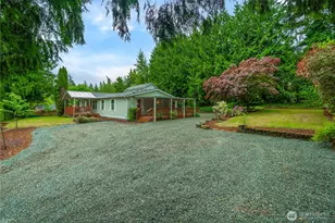 11814 4th St E, Edgewood, WA 98372 - Photo 2