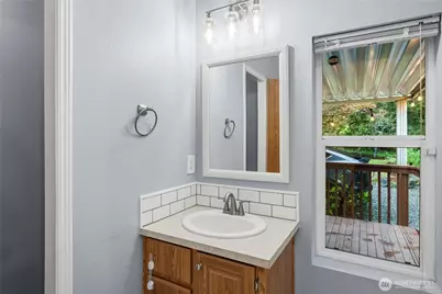 11814 4th Street E, Edgewood, WA 98372 - Photo 20
