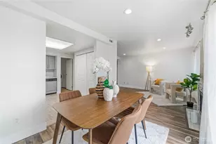 11300 1st Ave NE, Seattle, WA 98125 - Photo 20
