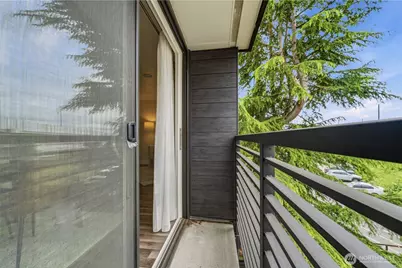 11300 1st Avenue NE #322, Seattle, WA 98125 - Photo 22