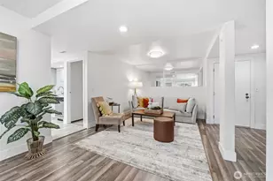 11300 1st Ave NE, Seattle, WA 98125 - Photo 6