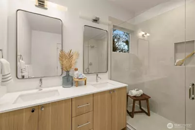 4411 21st Avenue SW, Seattle, WA 98106 - Photo 16