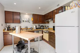 2107 SE 21st Ct, Renton, WA 98055 - Photo 6