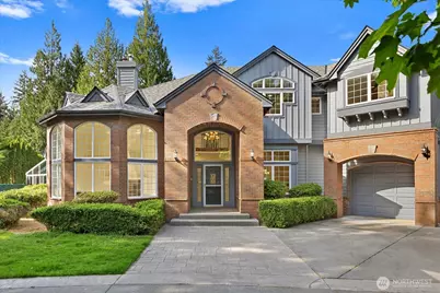 8207 228th Street SE, Woodinville, WA 98072 - Photo 2