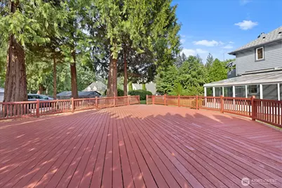 8207 228th Street SE, Woodinville, WA 98072 - Photo 30